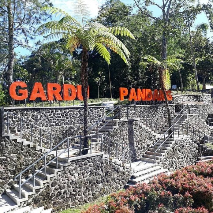 Foto Gardu Pandang Kaliurang